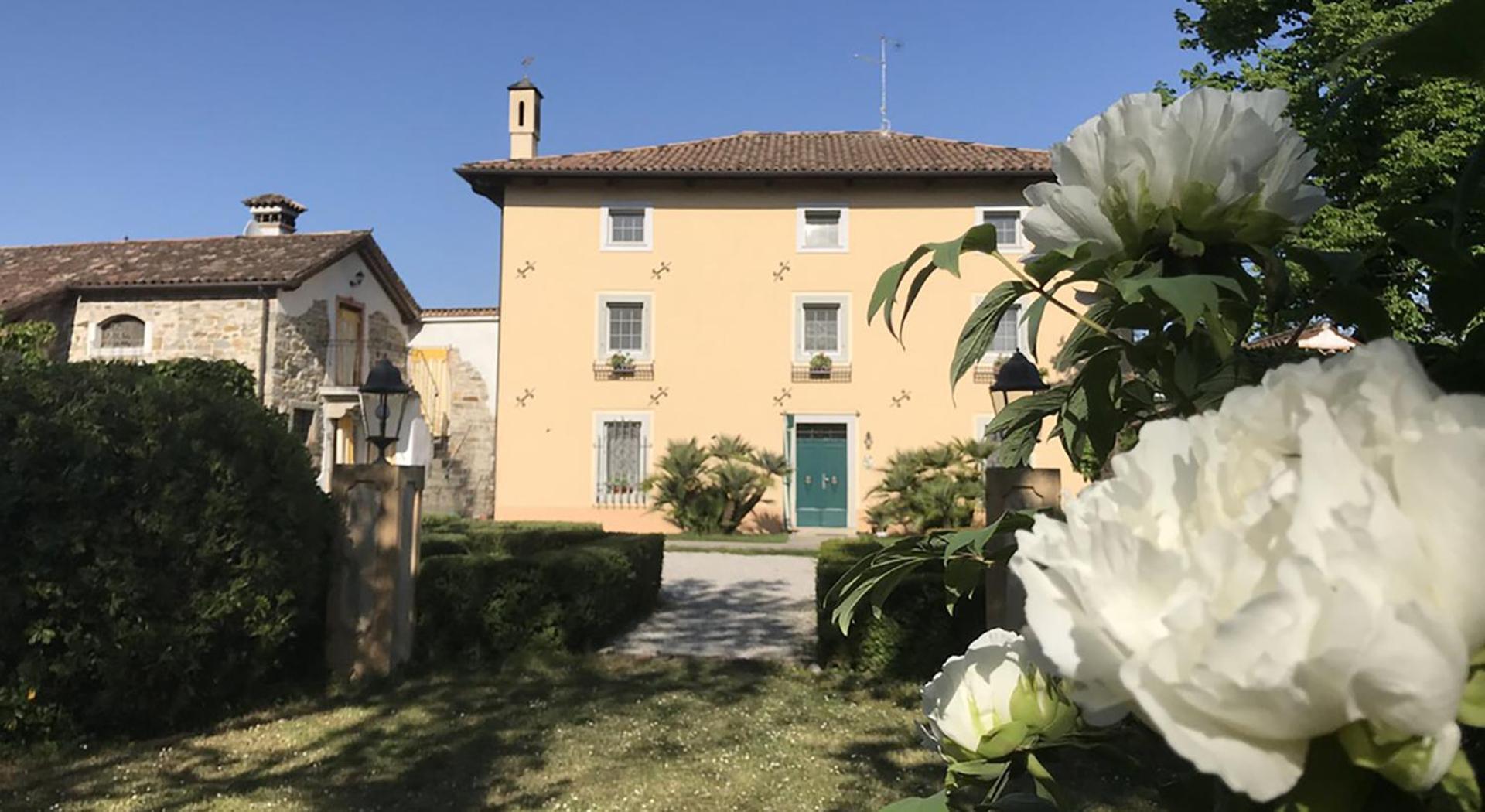 Casa Due Tigli B&B Corno di Rosazzo Exterior photo